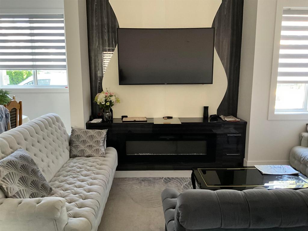 Listing Image for R3032831