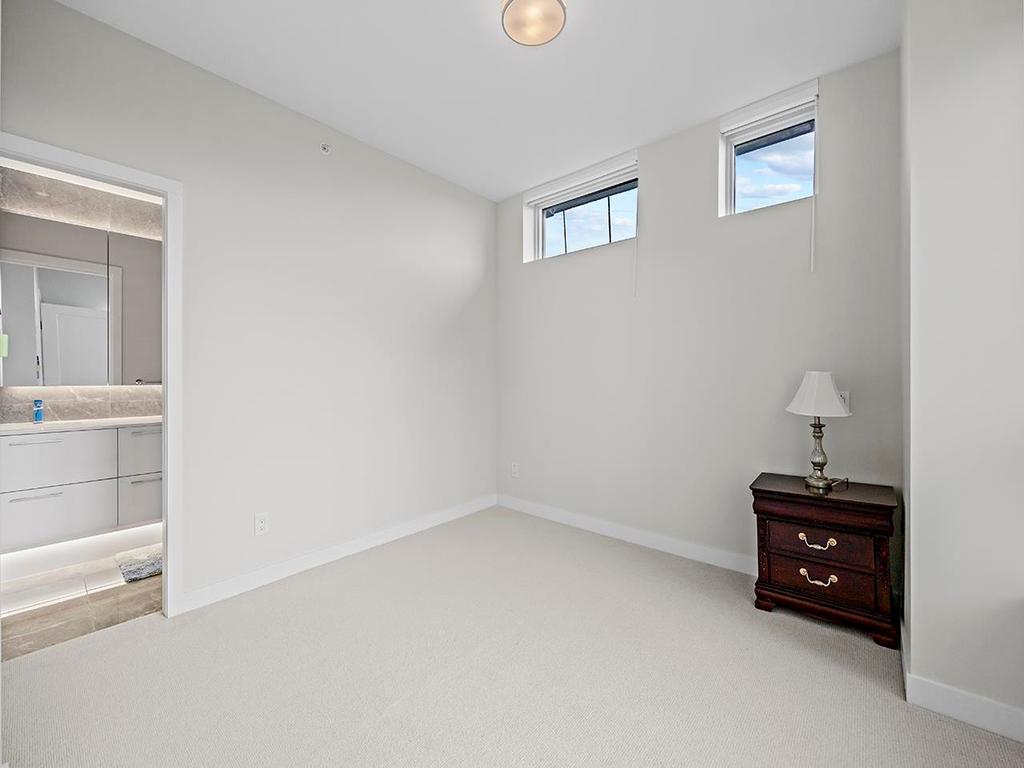 Listing Image for R3033080