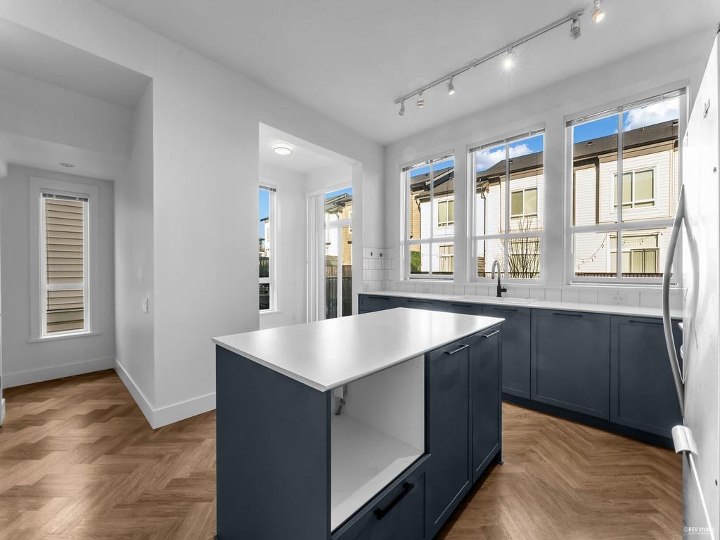 Listing Image for R3034386