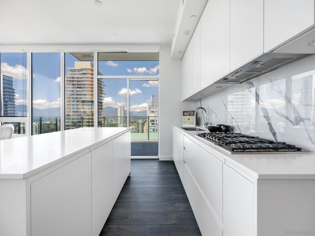 Listing Image for R3034860