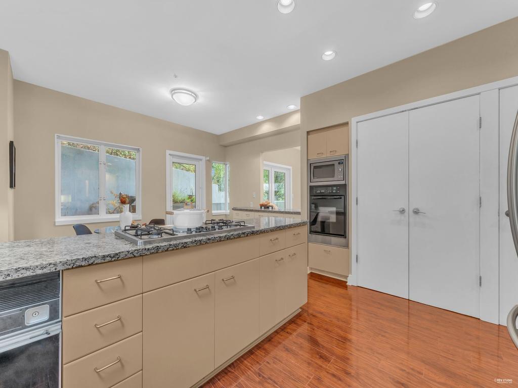 Listing Image for R3035956