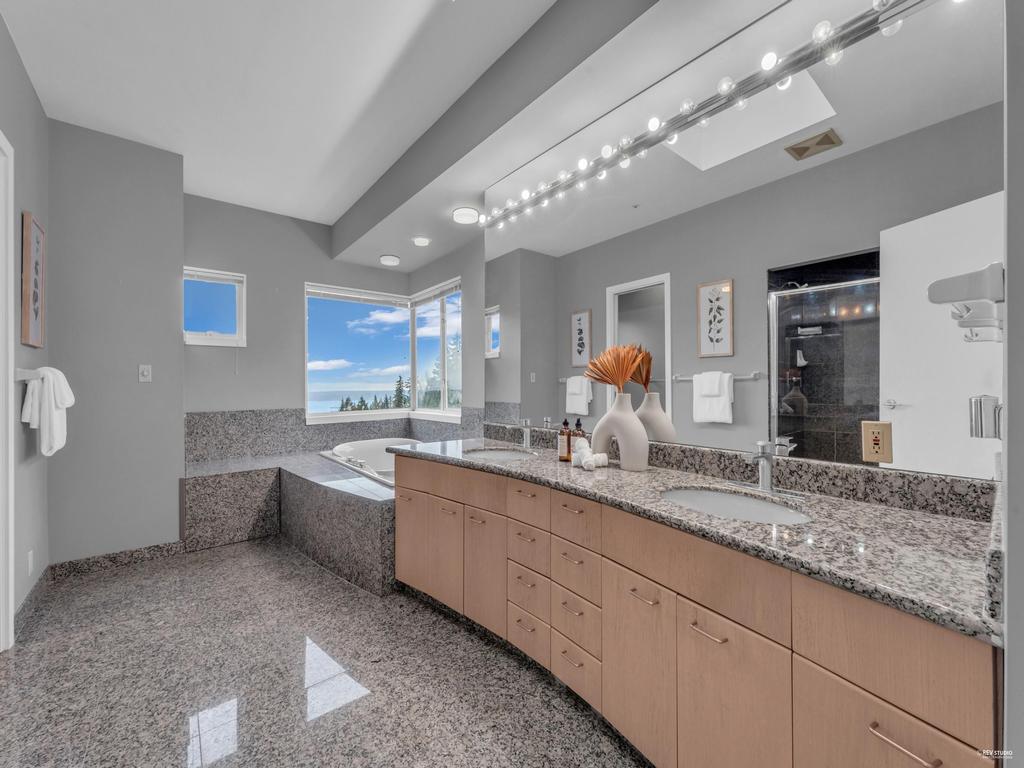 Listing Image for R3035956