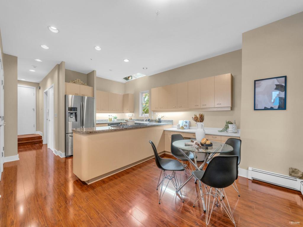 Listing Image for R3035956