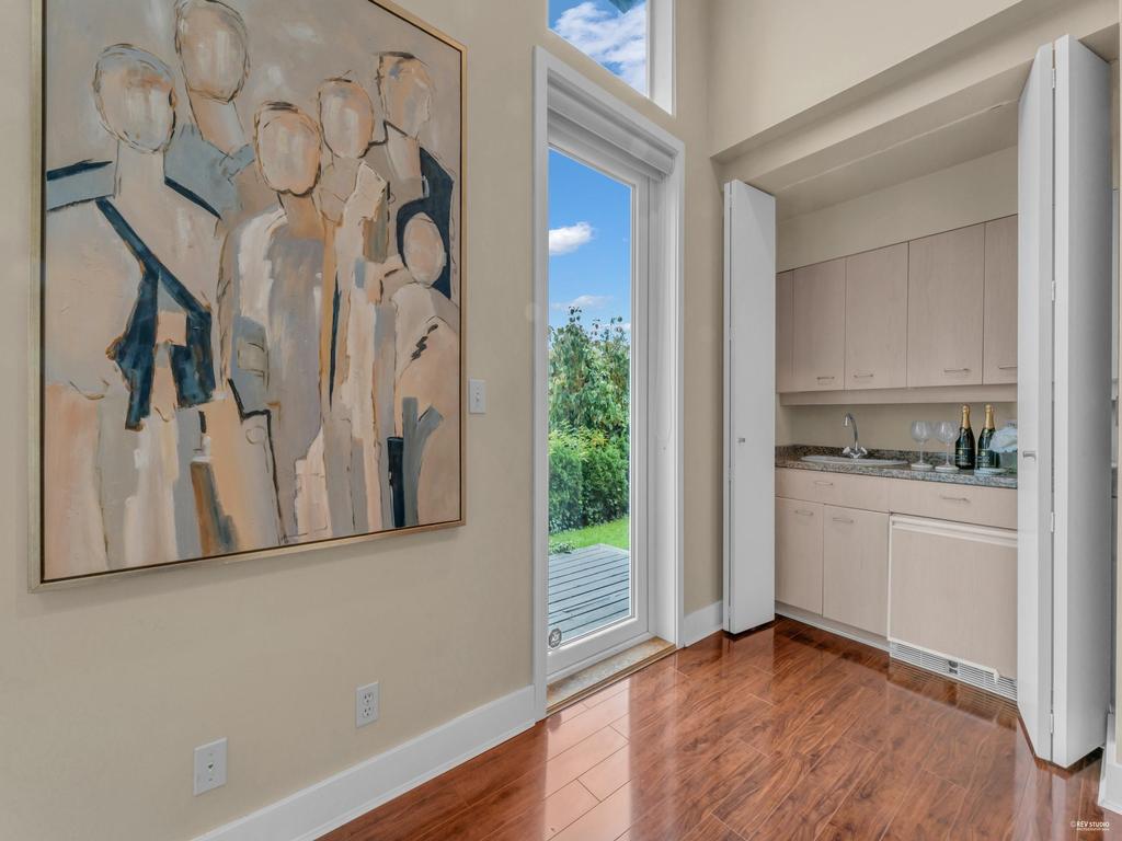 Listing Image for R3035956