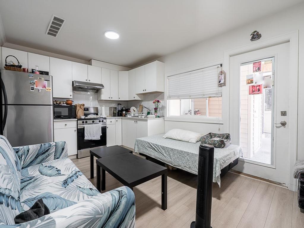 Listing Image for R3036117