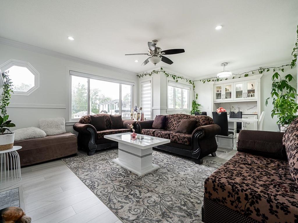 Listing Image for R3036117