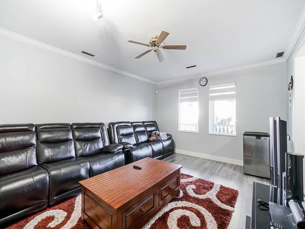 Listing Image for R3036345