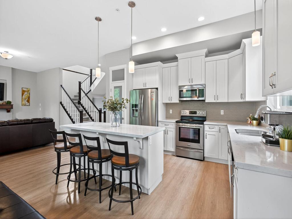 Listing Image for R3036612