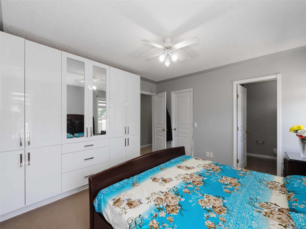 Listing Image for R3036849