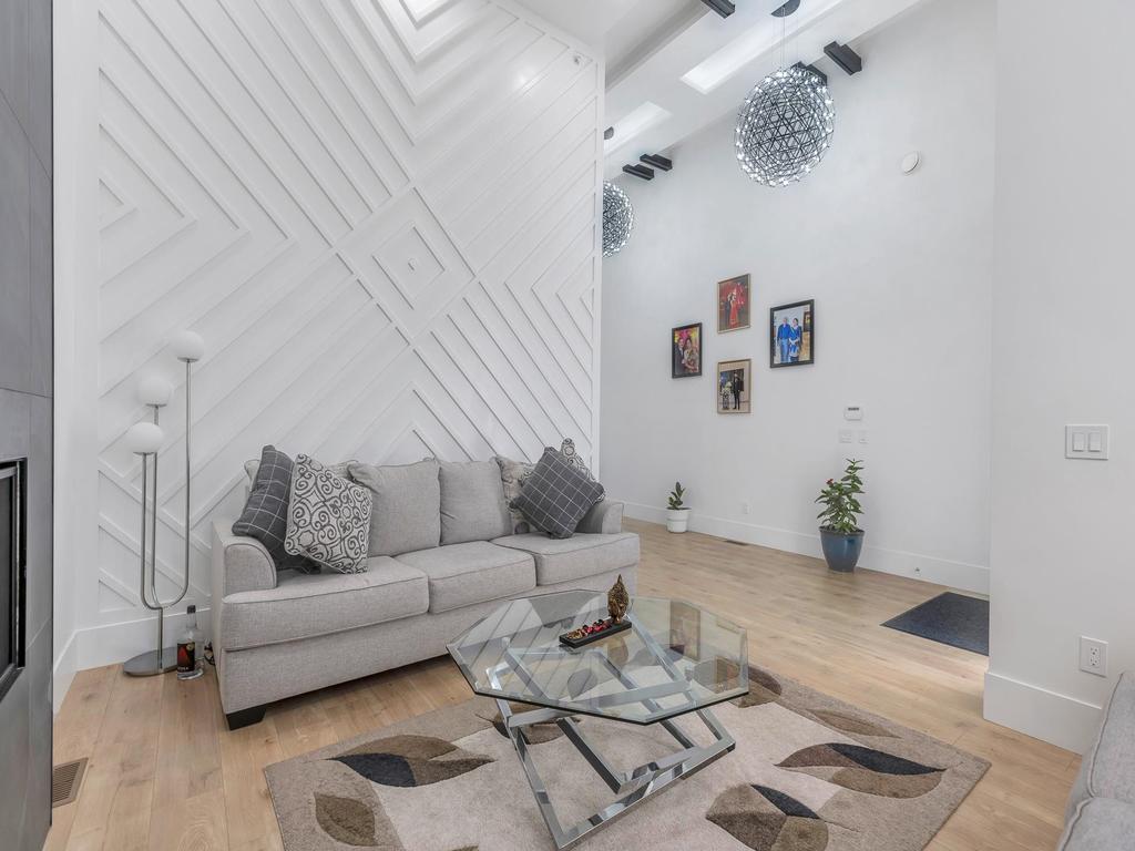 Listing Image for R3037093