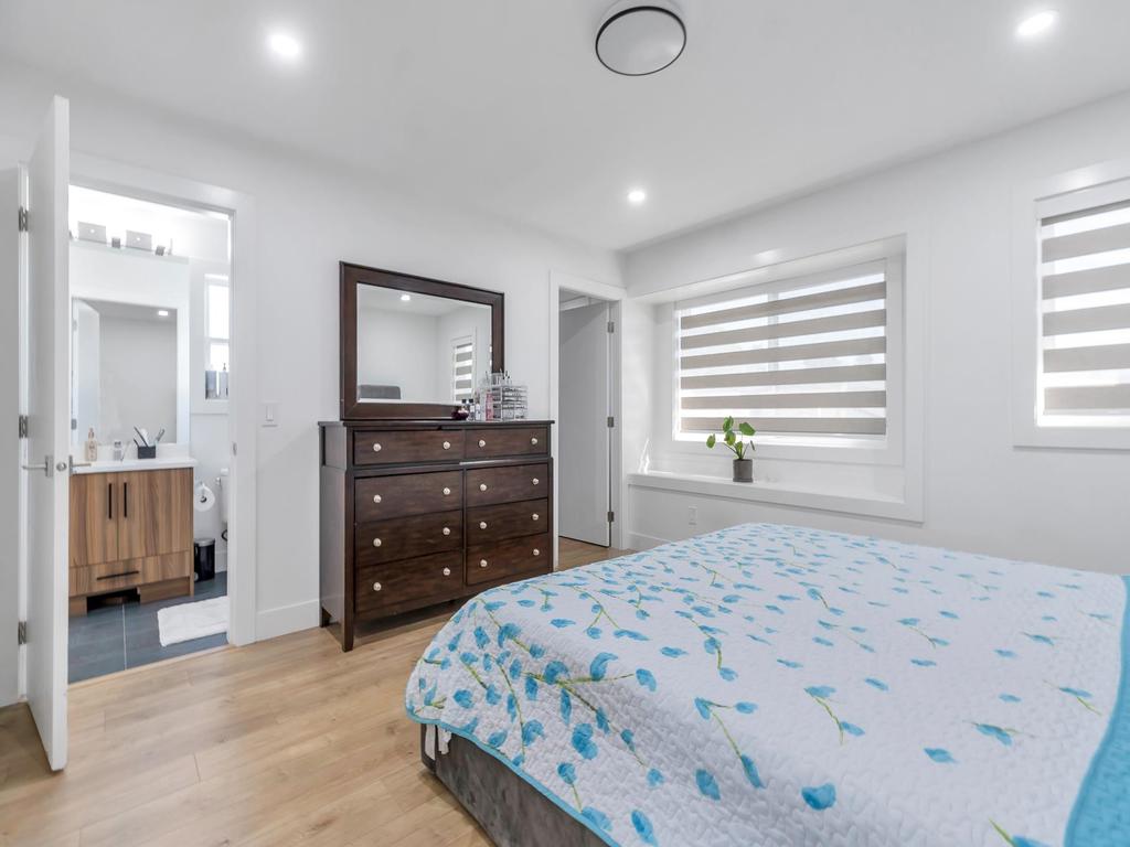 Listing Image for R3037093