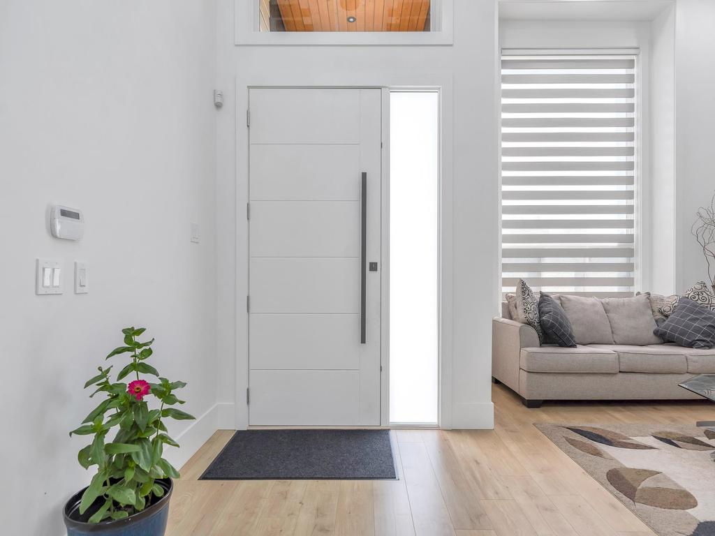 Listing Image for R3037093