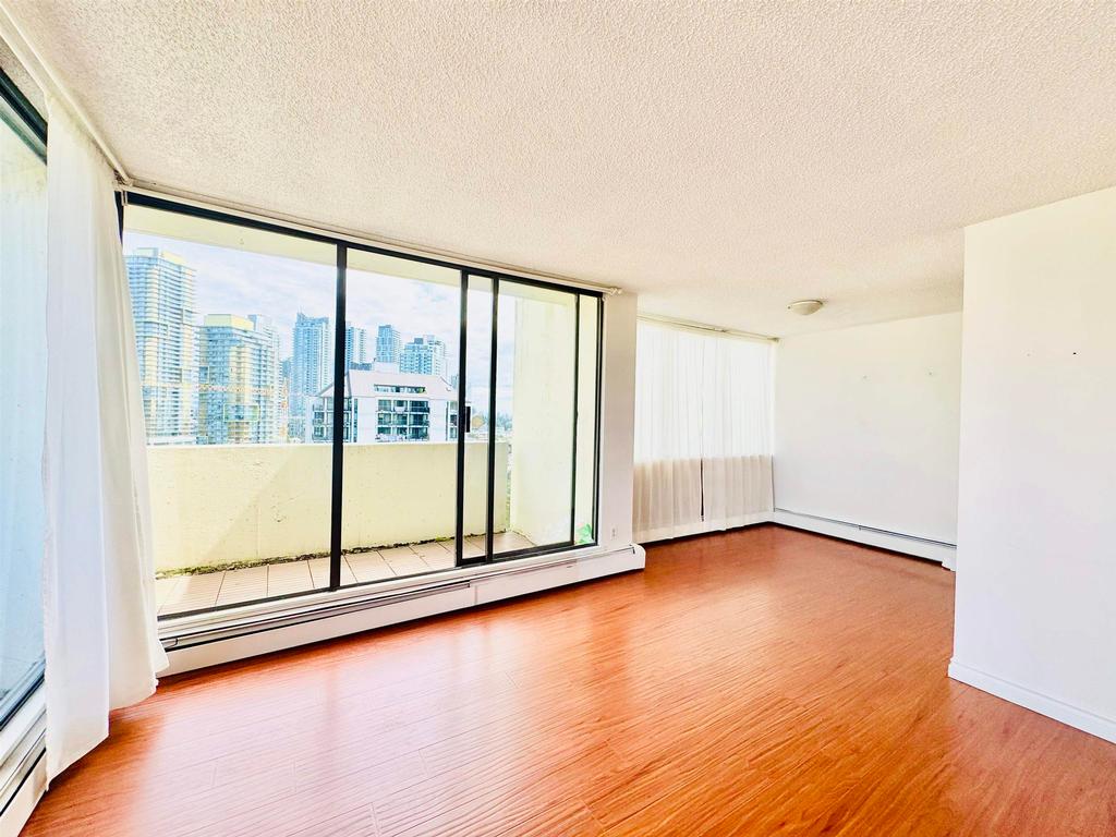 Listing Image for R3039001