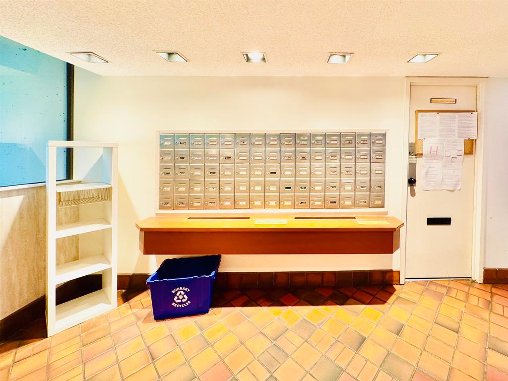 Listing Image for R3039001