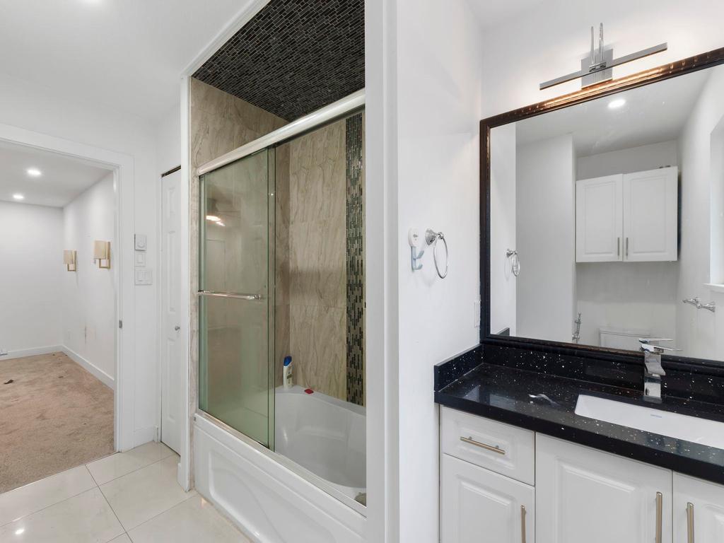 Listing Image for R3039195