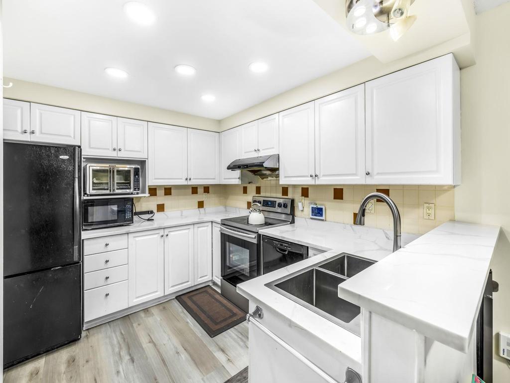 Listing Image for R3039476