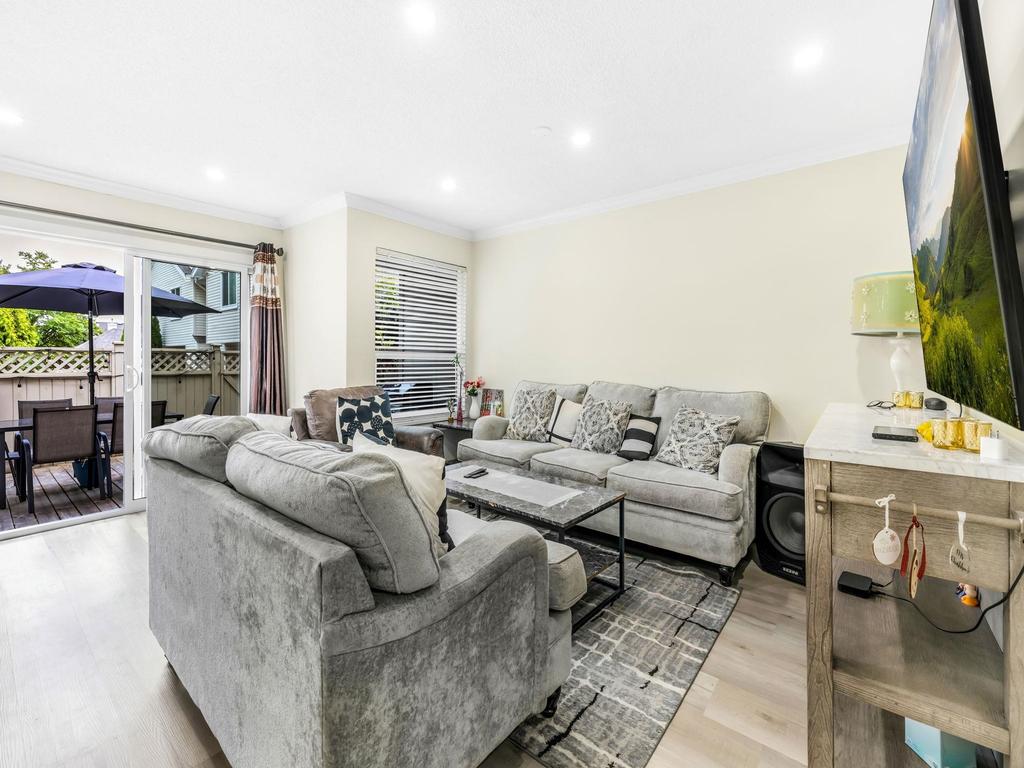 Listing Image for R3039476