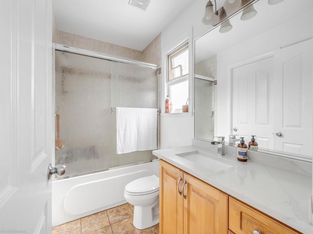 Listing Image for R3040006