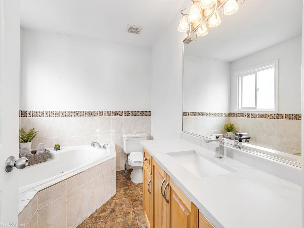 Listing Image for R3040006