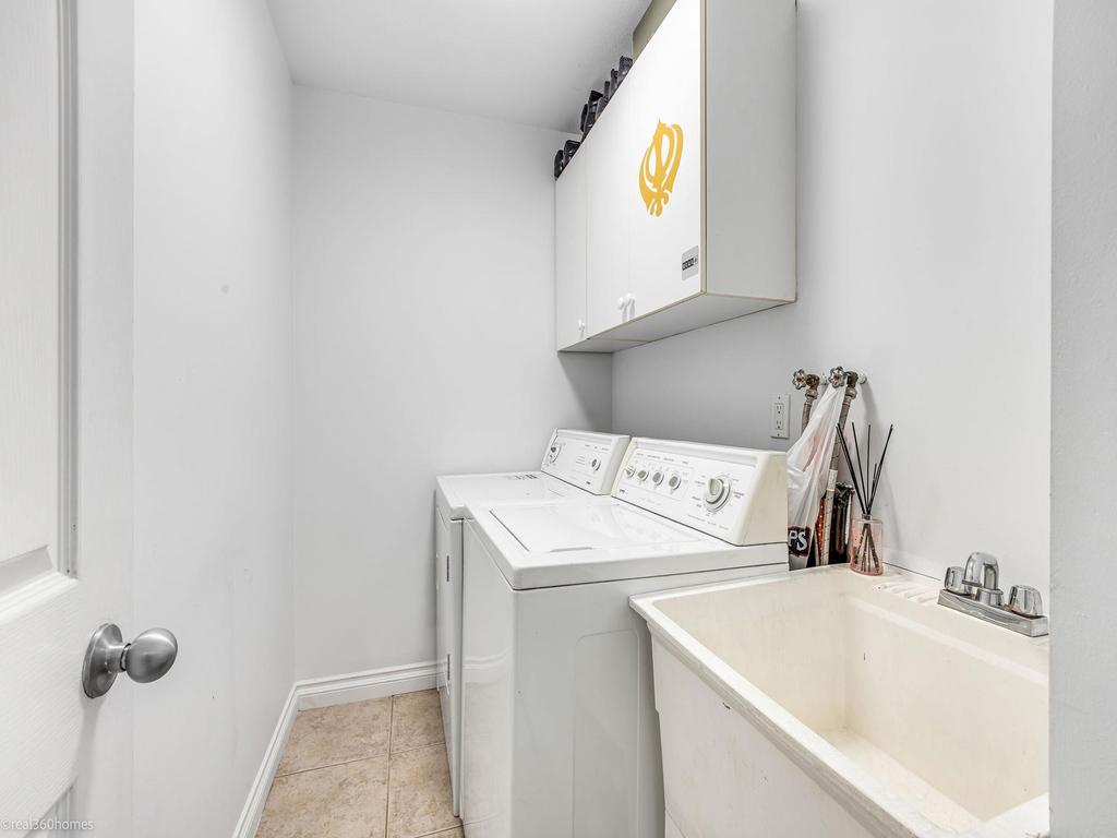 Listing Image for R3040006