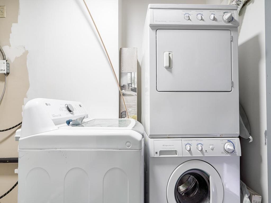 Listing Image for R3040303