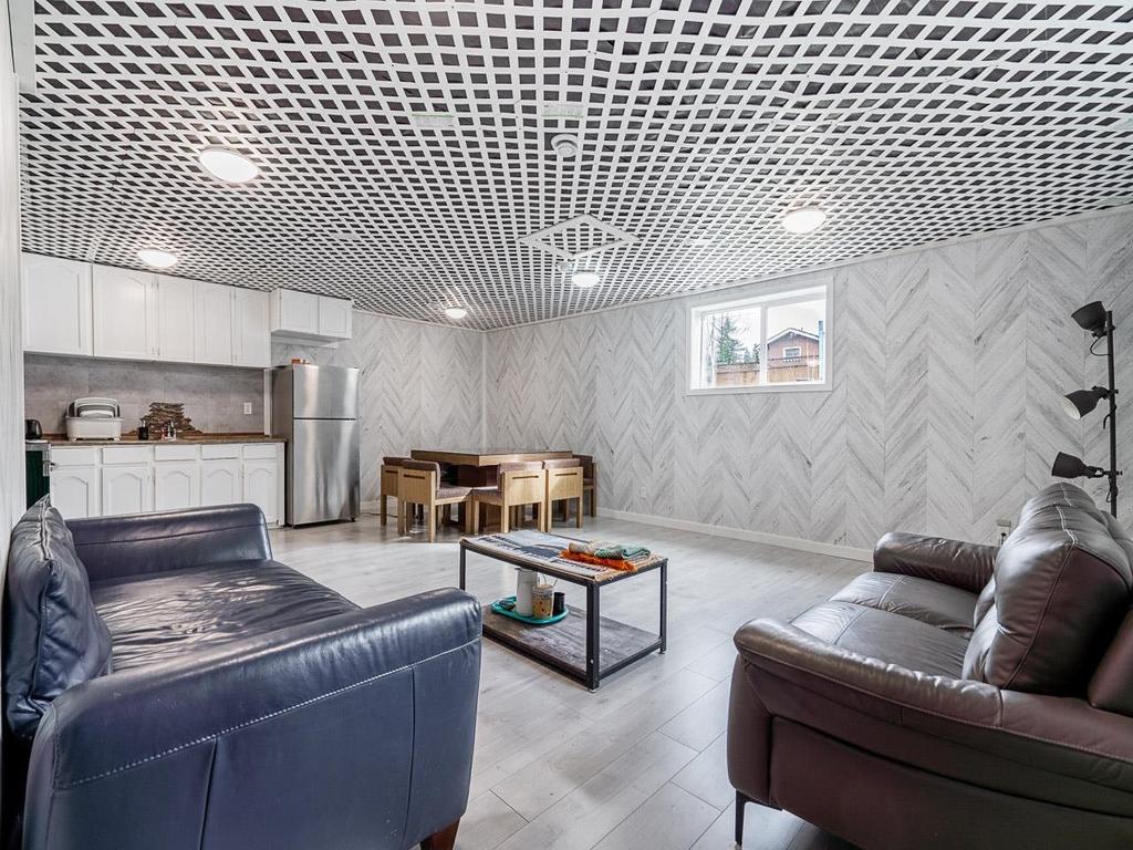 Listing Image for R3040303