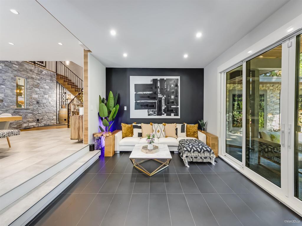 Listing Image for R3040621