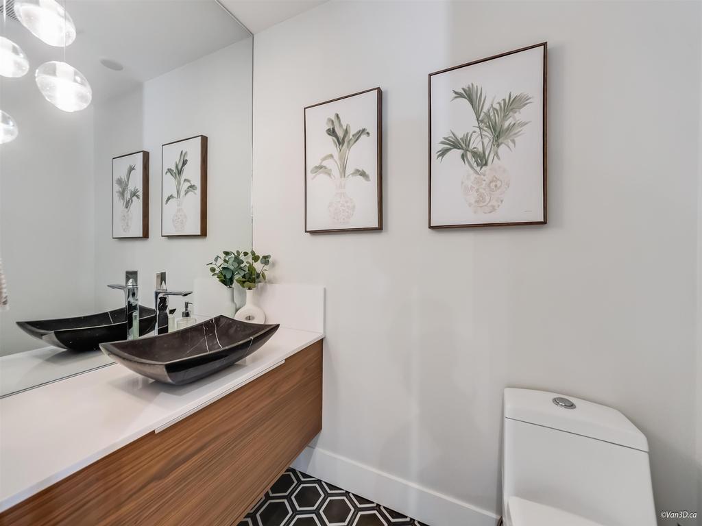 Listing Image for R3040621