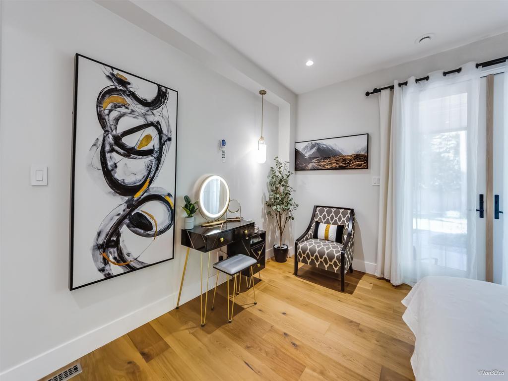 Listing Image for R3040621