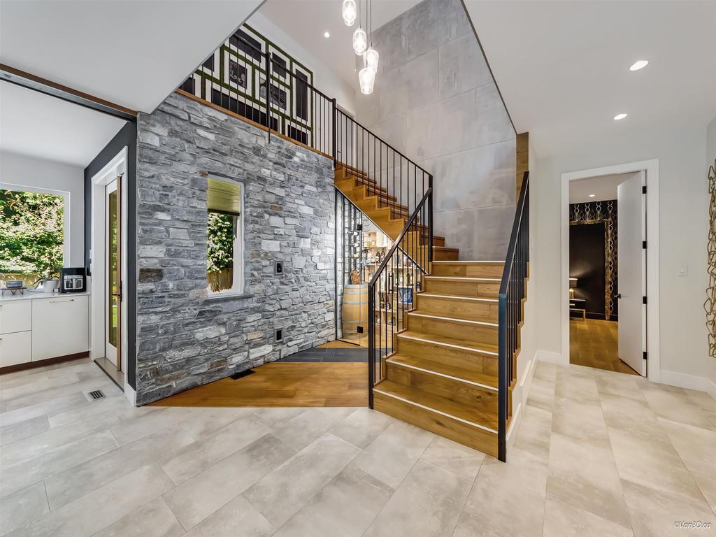 Listing Image for R3040621