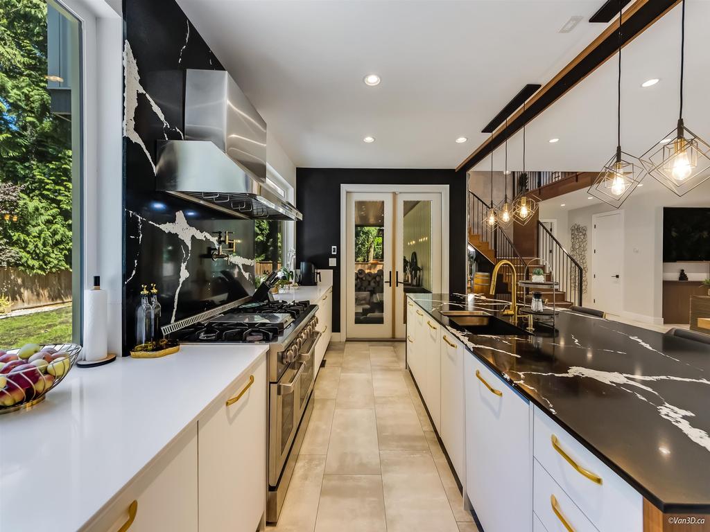 Listing Image for R3040621