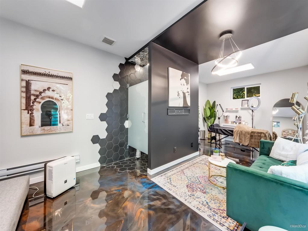 Listing Image for R3040621