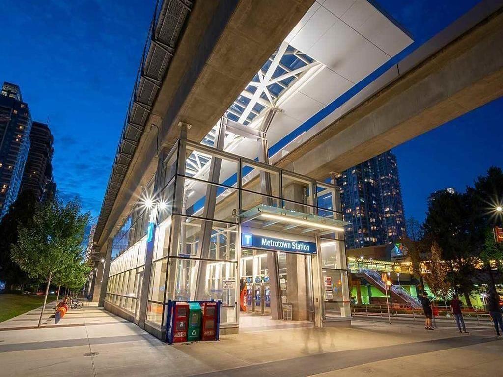 Listing Image for R3040623