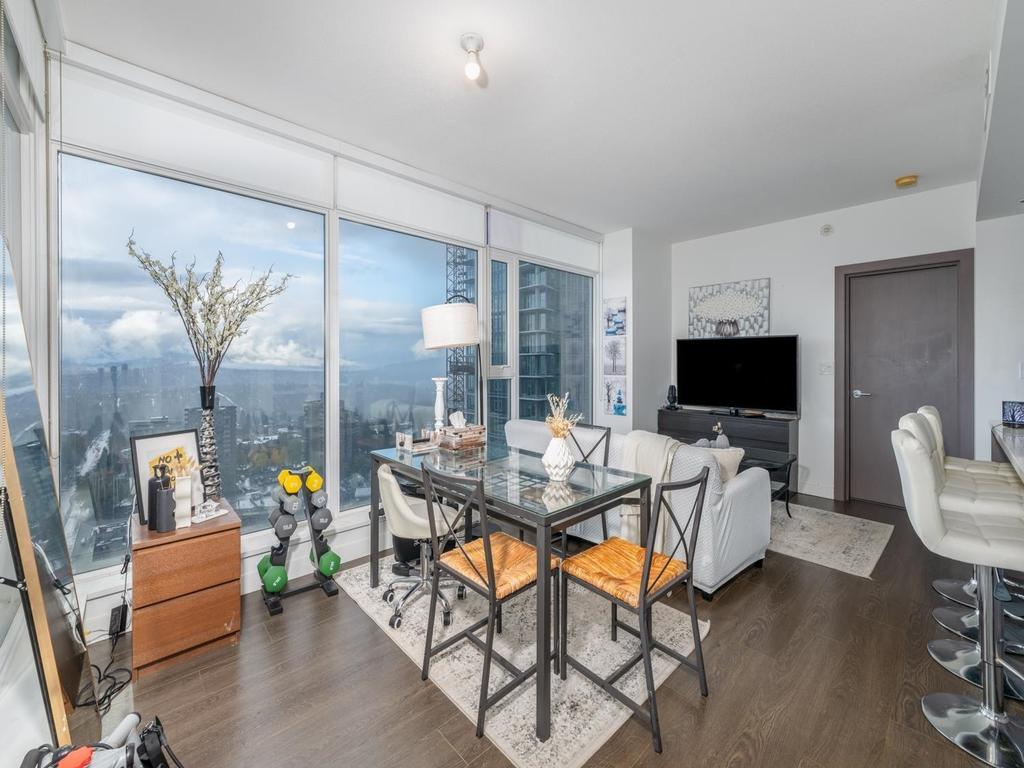 Listing Image for R3040623