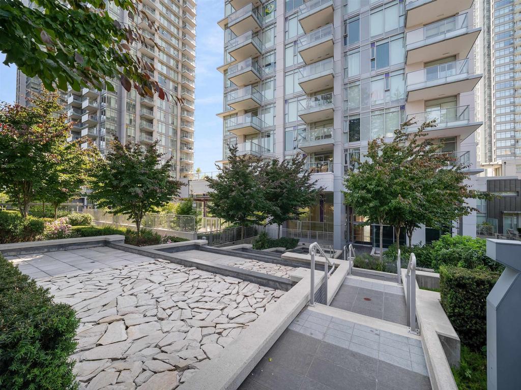 Listing Image for R3040623