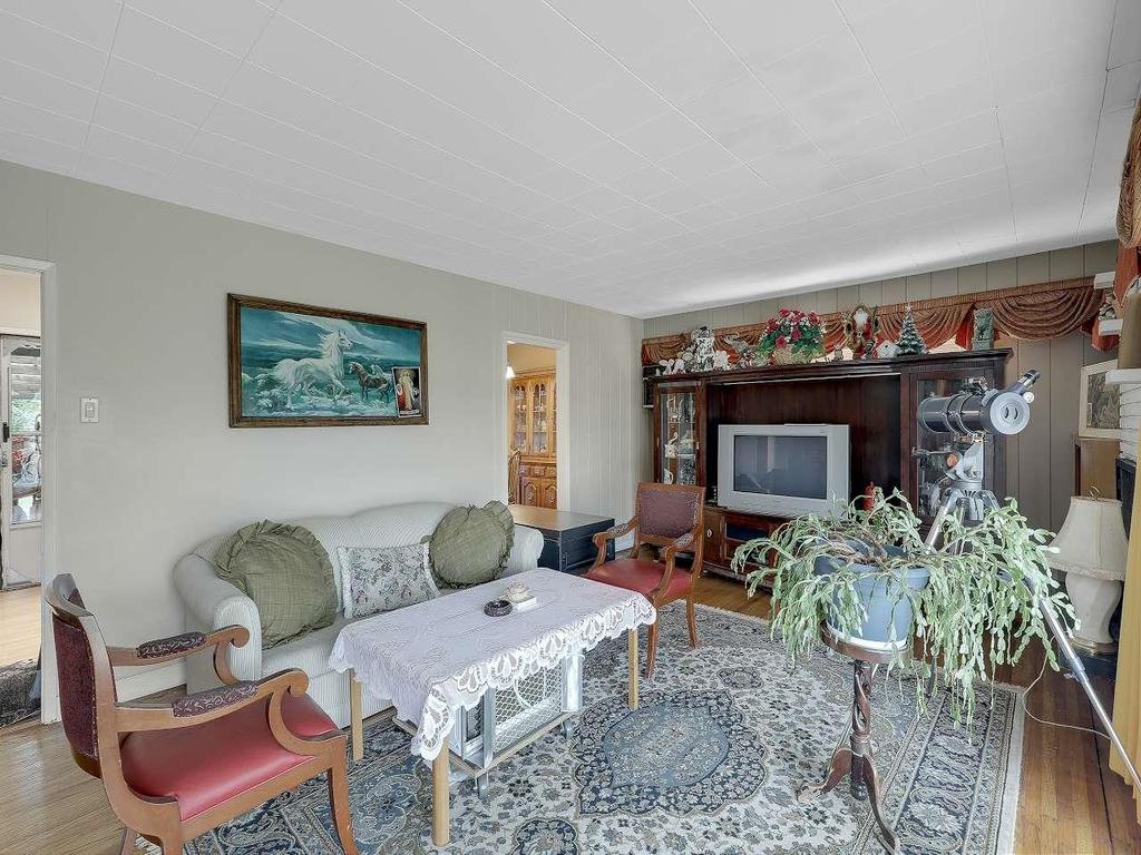 Listing Image for R3040850