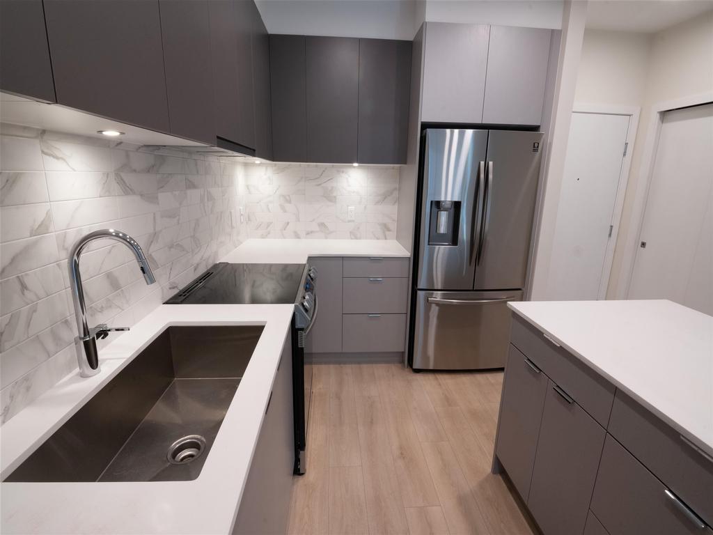 Listing Image for R3041006