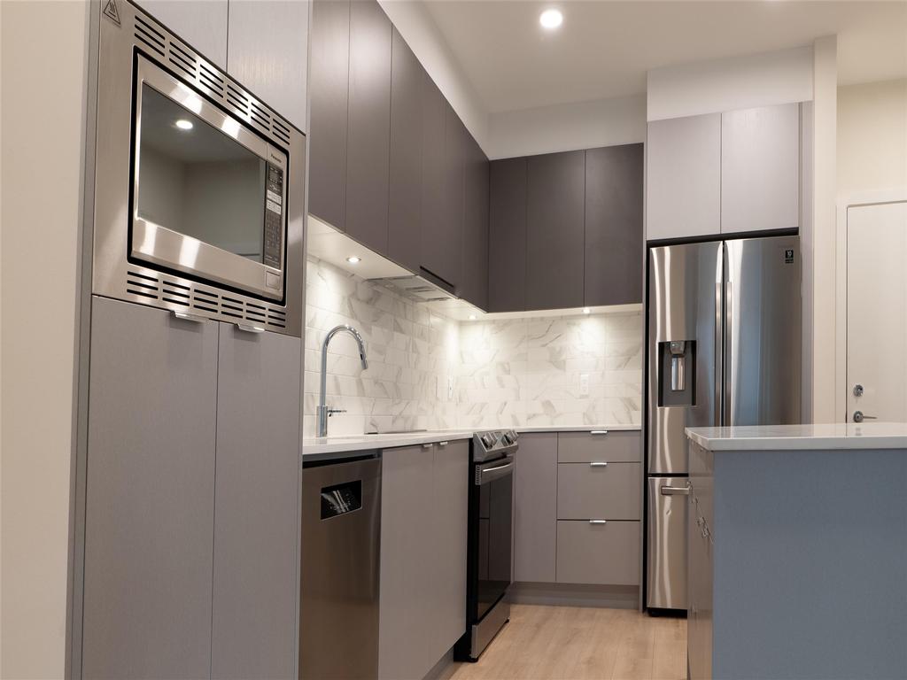 Listing Image for R3041006