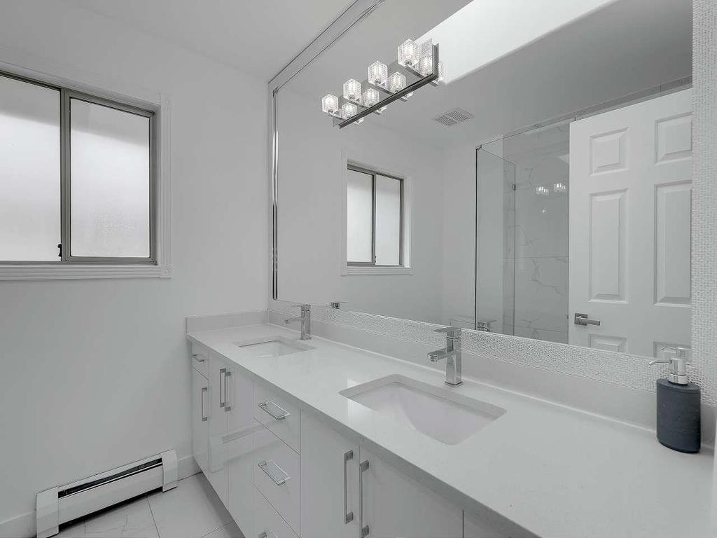 Listing Image for R3041635