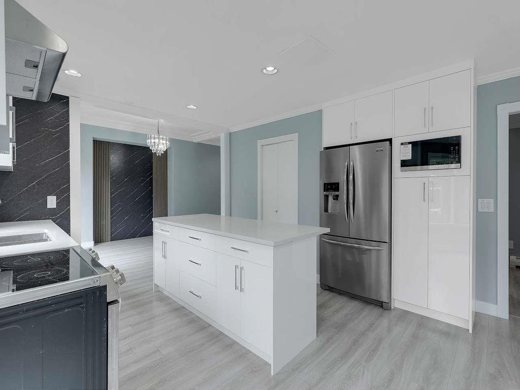 Listing Image for R3041635