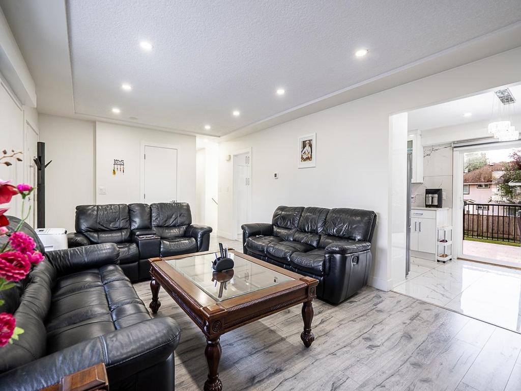 Listing Image for R3042647