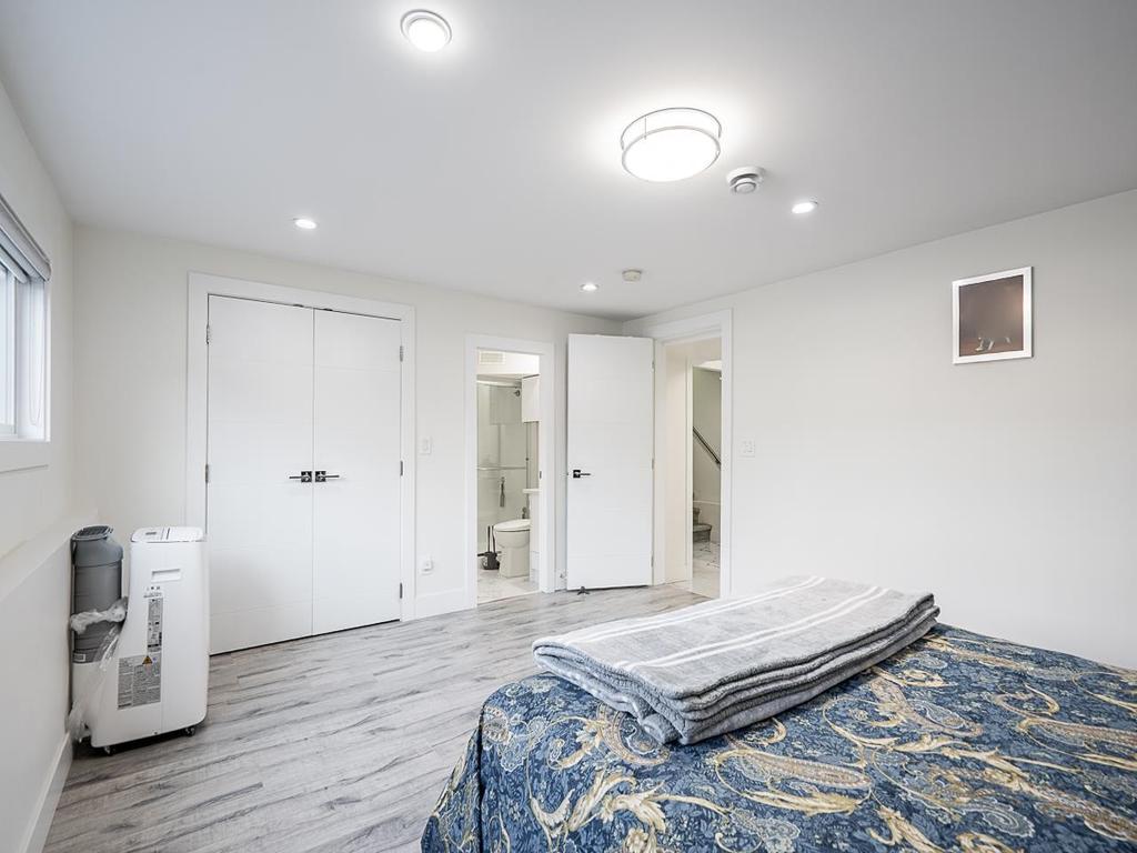 Listing Image for R3042647