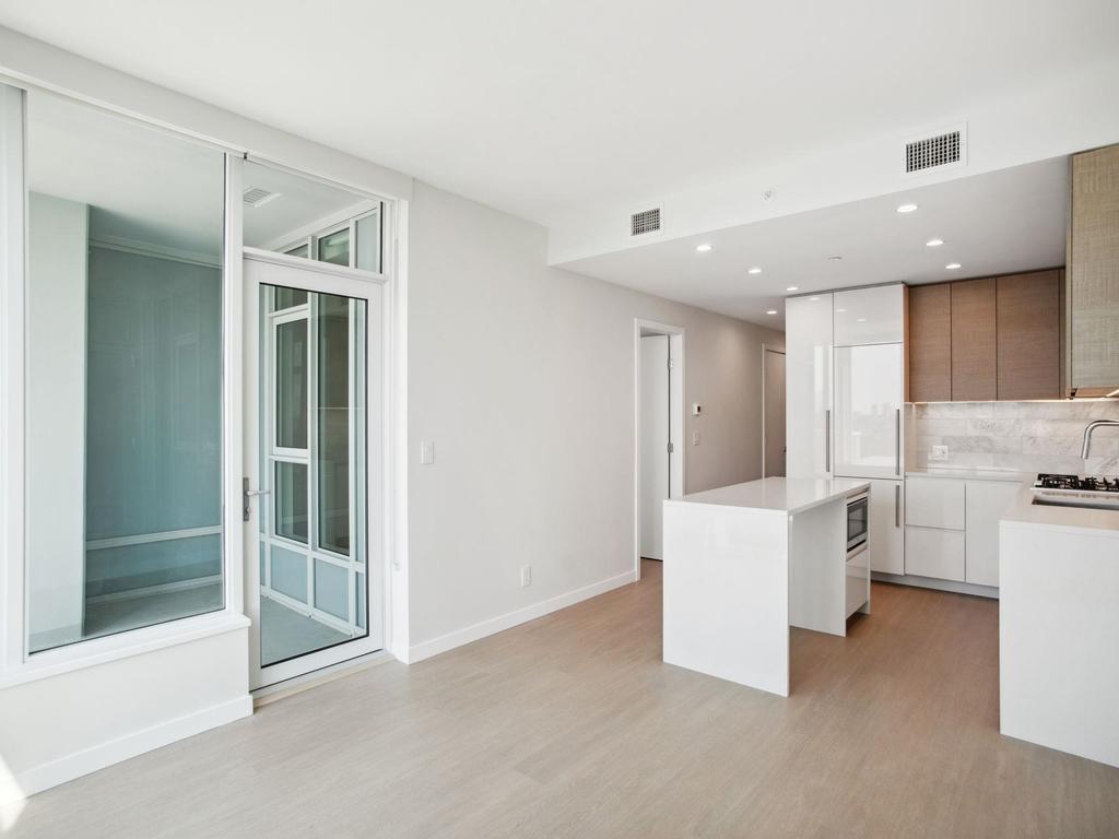 Listing Image for R3043154