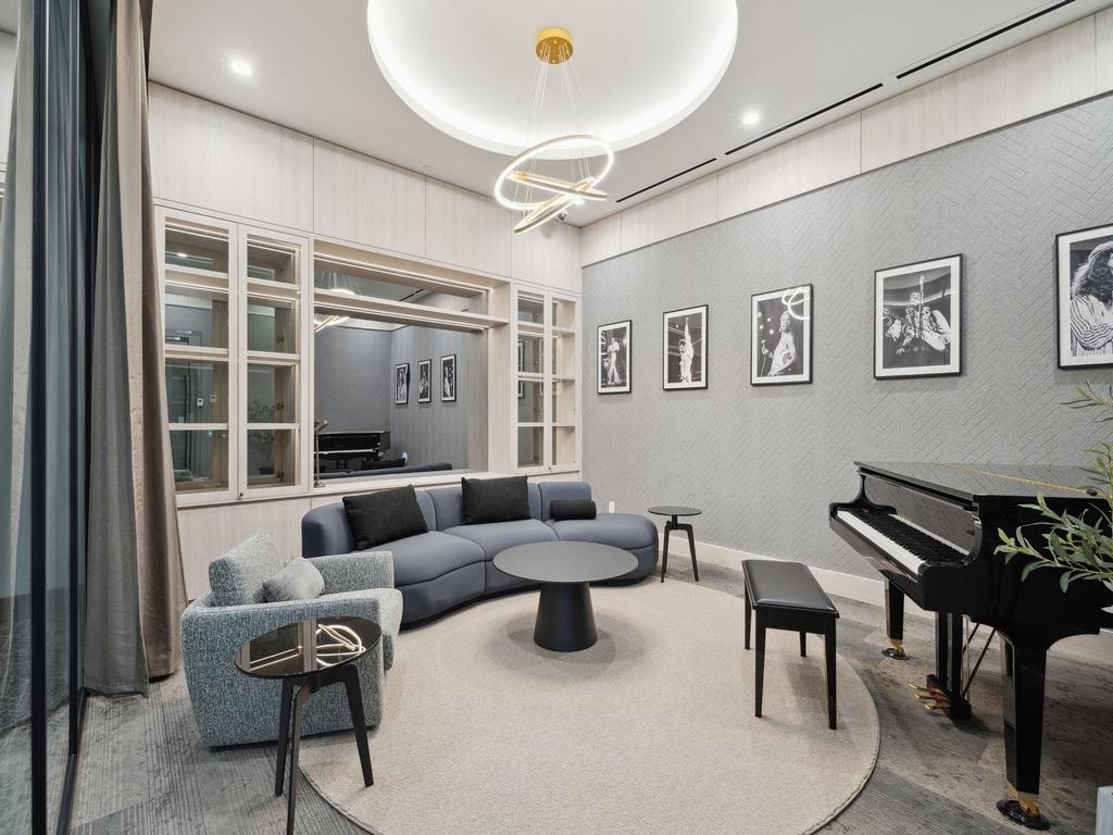 Listing Image for R3043154