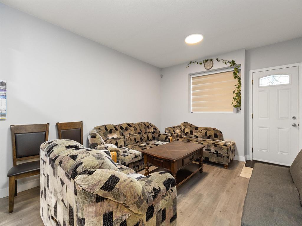 Listing Image for R3043184