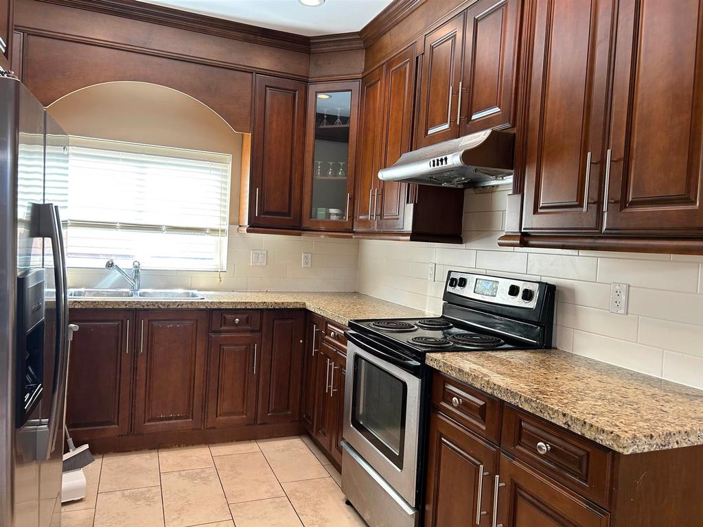 Listing Image for R3043191