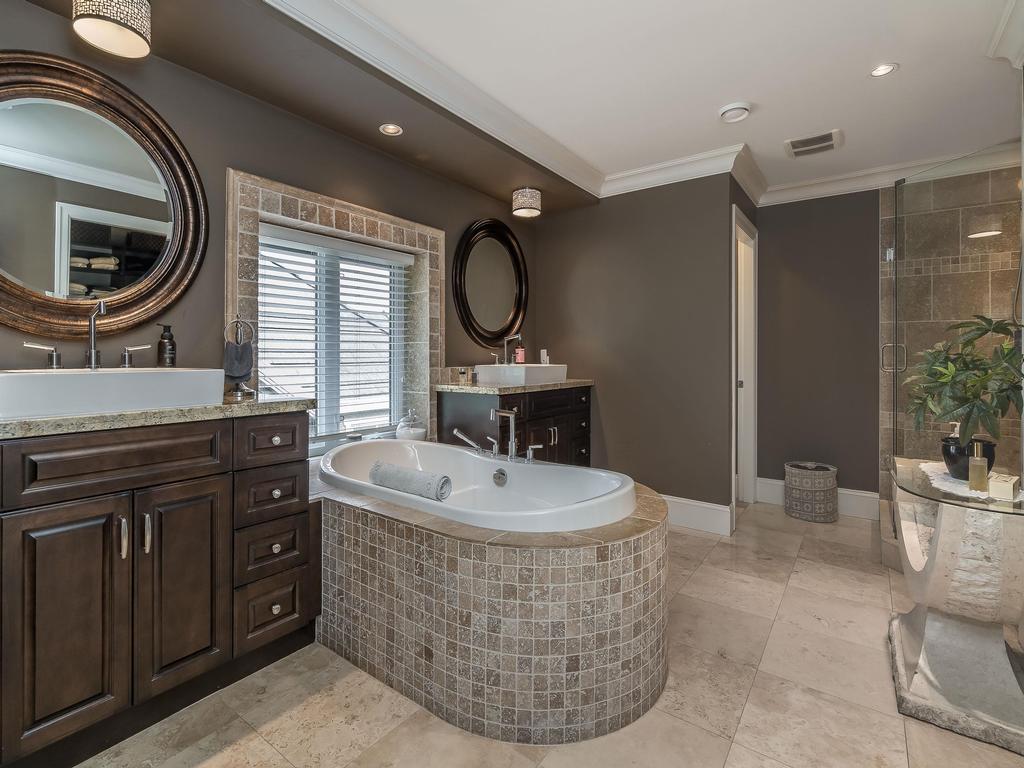 Listing Image for R3043753