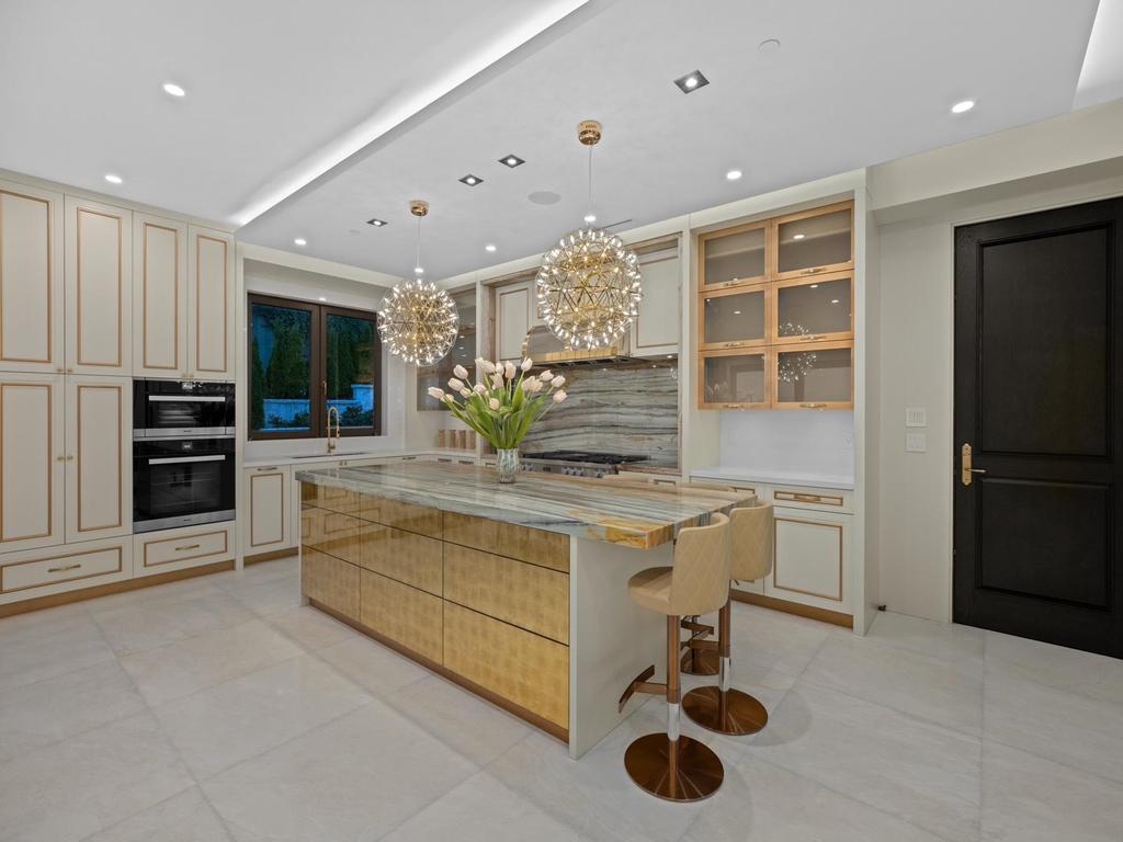 Listing Image for R3044736