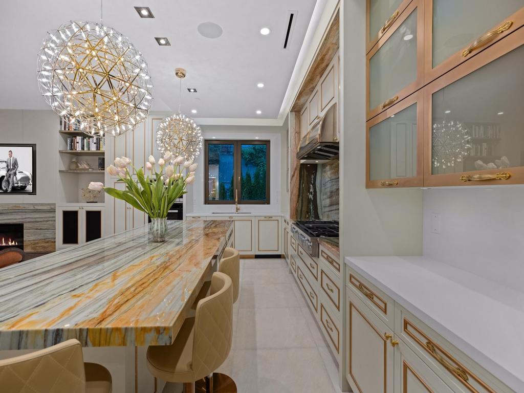 Listing Image for R3044736