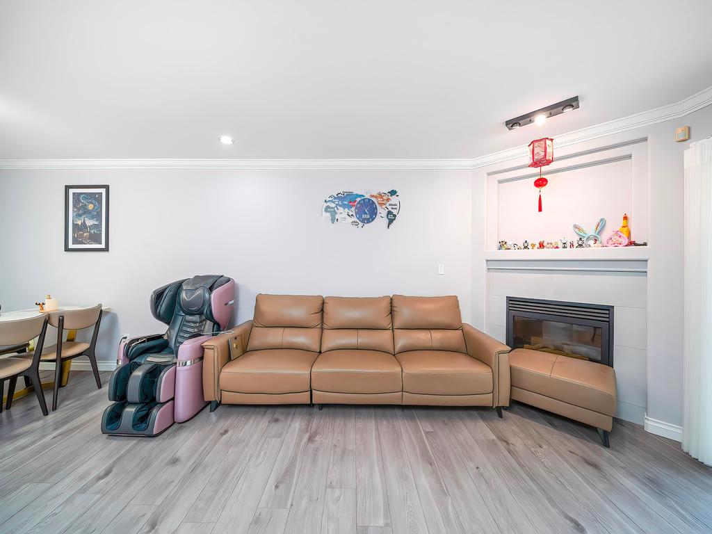 Listing Image for R3044820